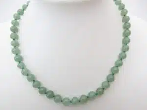 0,8cm stone beads necklace jade