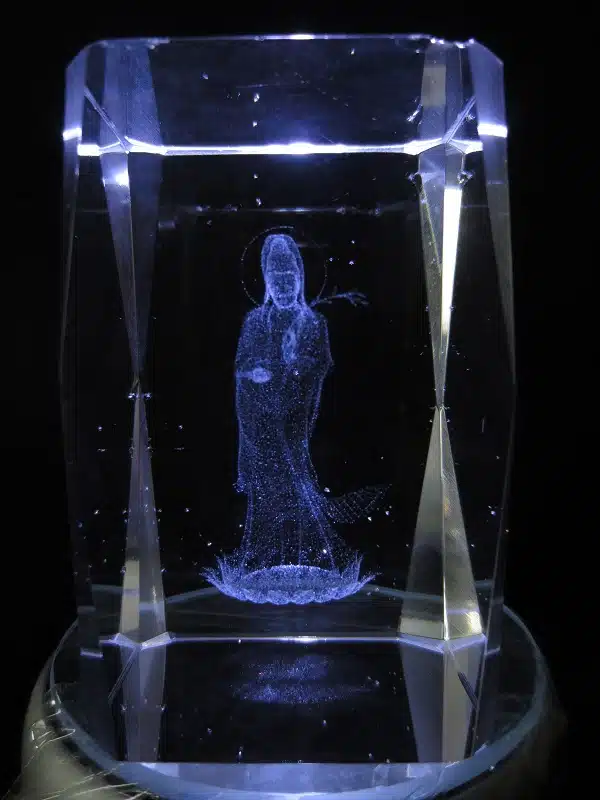 3d luxury Standing Guanyin