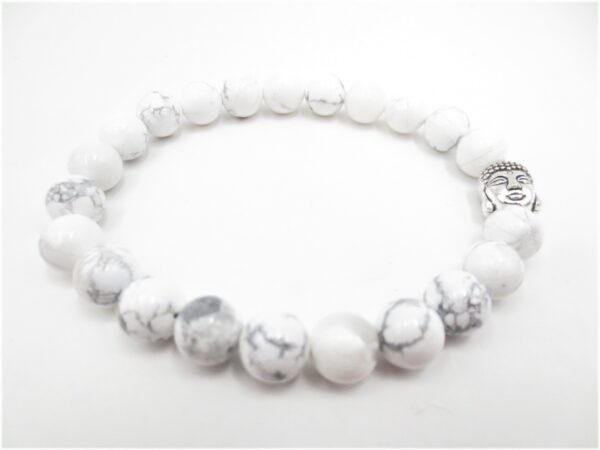 8mm bracelet Howlite Buddha