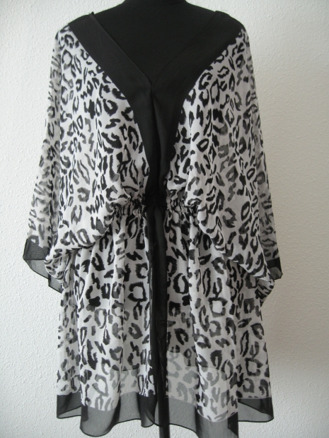 Blouse with zebra print II