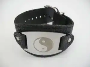 bracelet with metal plate Yin Yang