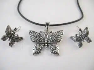 Butterfly necklace and earring