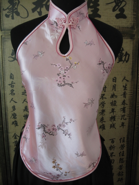 Chinese top with hole and flowers (pink)