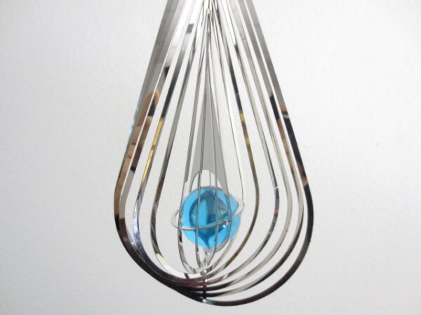 Cosmo Wind Spinner teardrop shape