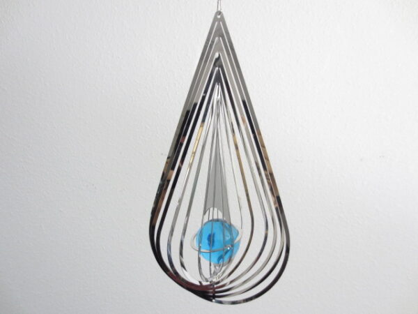 Cosmo Wind Spinner teardrop shape