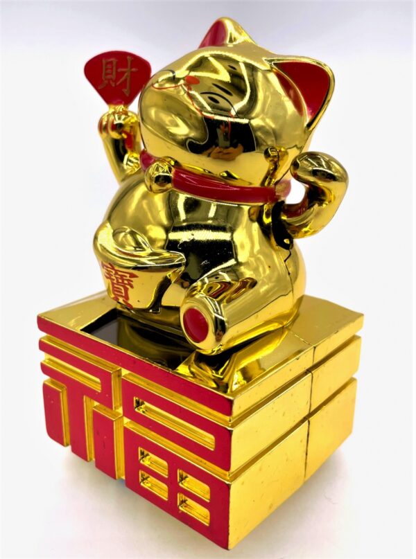 Lucky Cat Solar Light Gold