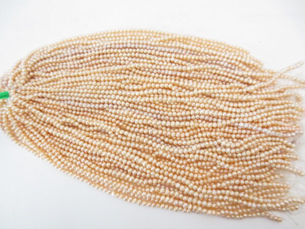 Small pearl beads