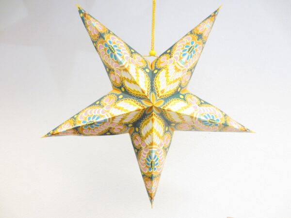 Star lantern yellow with decorations