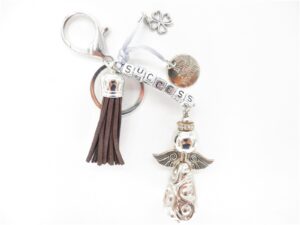 Success Angel keychain dark brown