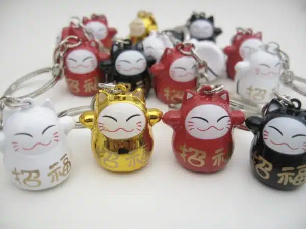 Wholesale - Lucky cat metal keyhanger II (12 pcs)