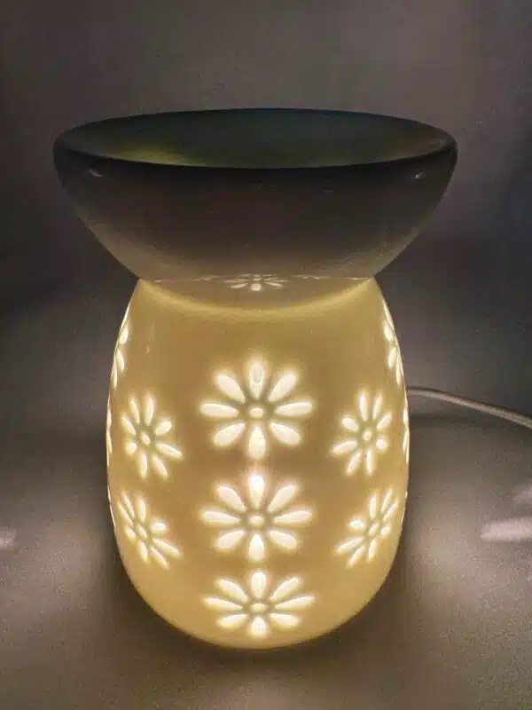 Wholesale - White Oil Burner with Jasmine Flowers