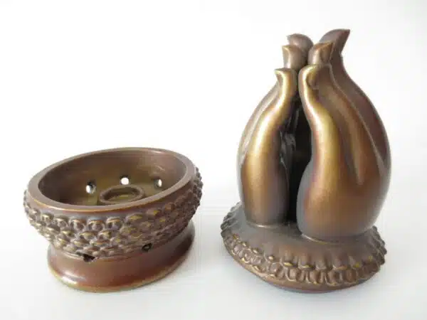 Meditation hands incense/conesburner bronze