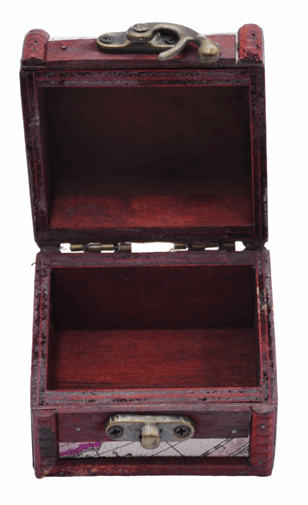 Pirate treasure chest (empty display unit)