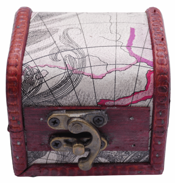 Pirate treasure chest (empty display unit)