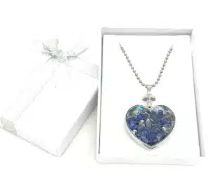 Heart-Shaped Lapis Lazuli Pendant Necklace with Gift Box