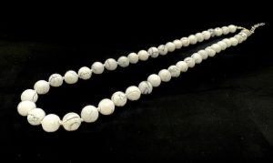 Wholesale 8 mm White Howlite Beaded Necklace (without Box)