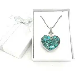 Heart-Shaped Turquoise Pendant Necklace with Gift Box